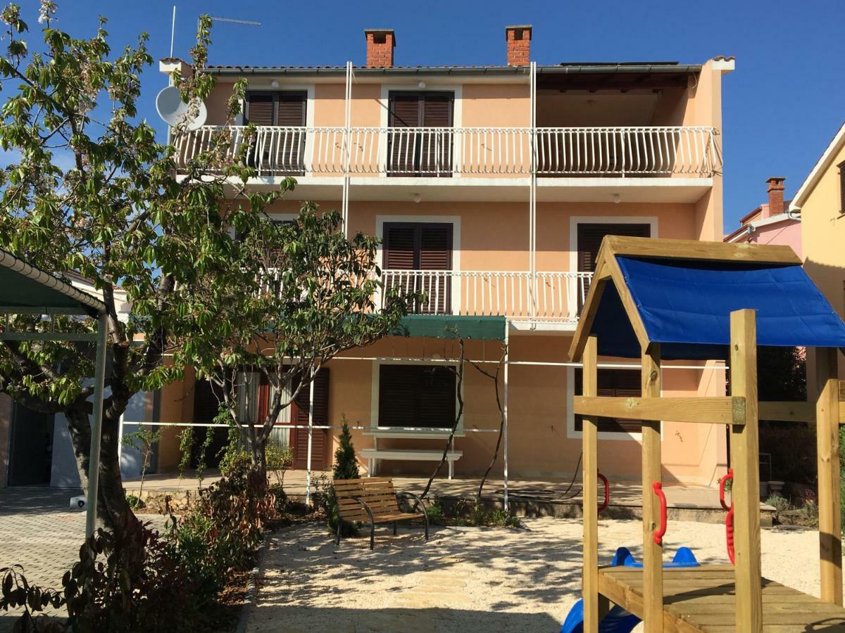 Apartments Katarina Водице Екстер'єр фото