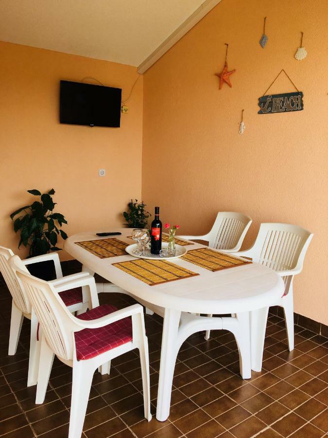 Apartments Katarina Водице Екстер'єр фото