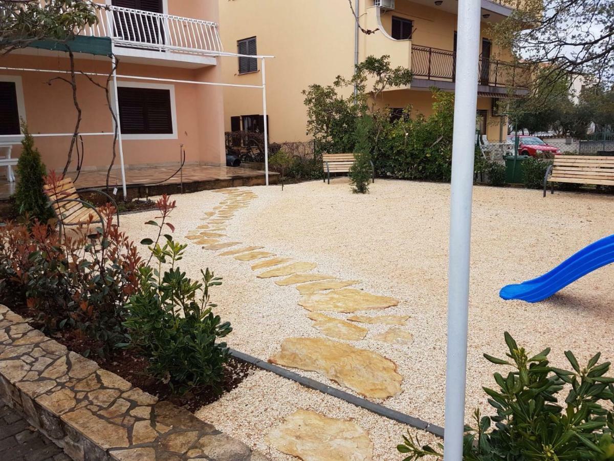 Apartments Katarina Водице Екстер'єр фото